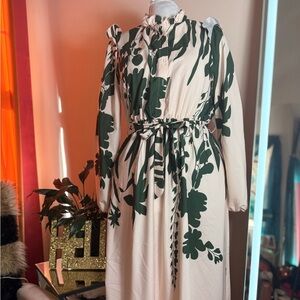Elegant Green and White Floral Maxi Dress